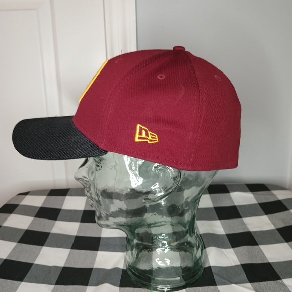 The Washington Football Team New Era Fitted Hat - Picture 2 of 6